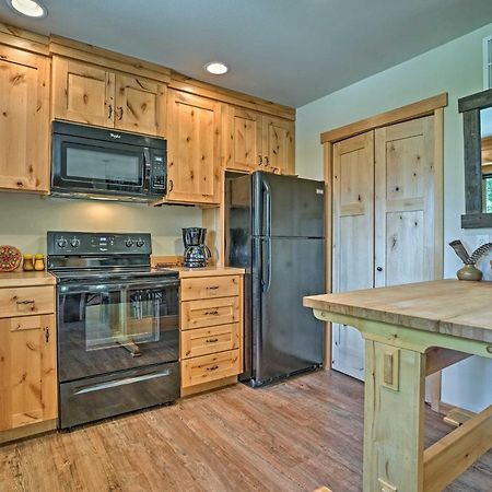 Private Leavenworth Cabin With Mtn Views And Fire Pit Ngoại thất bức ảnh