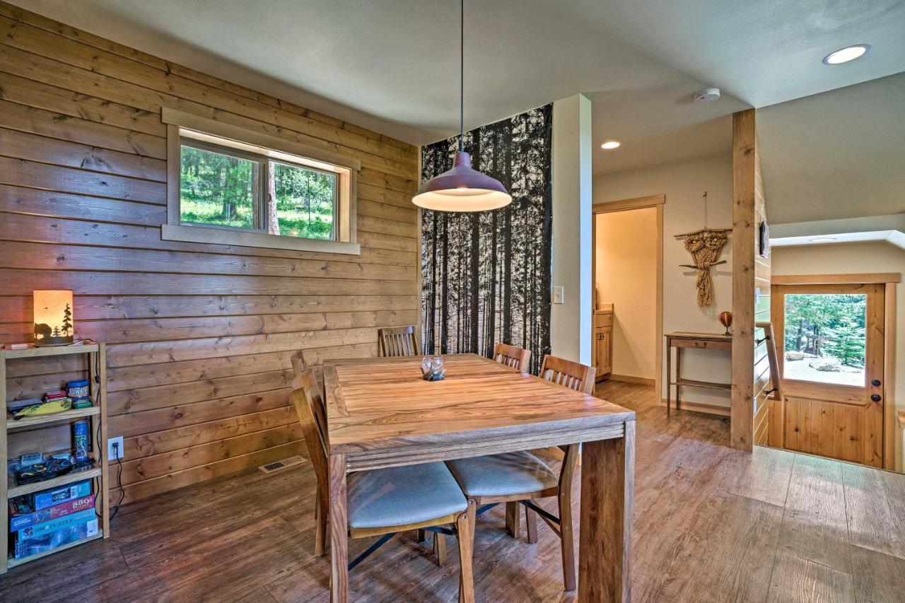 Private Leavenworth Cabin With Mtn Views And Fire Pit Ngoại thất bức ảnh